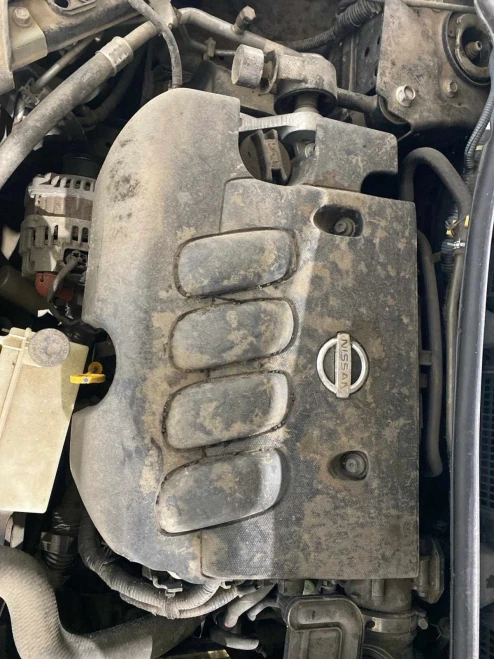 2009 Nissan Versa Used Engine Cover