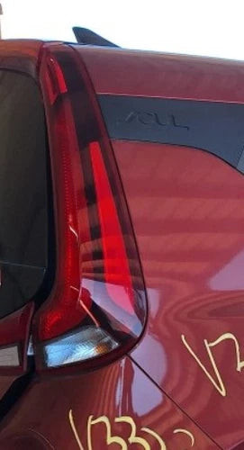 2020-2022 Kia Soul RH Passenger Side Quarter Mounted Tail Light Lamp OEM used OEM tail light assembly
