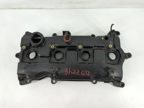 2014 Nissan Altima Right Used Valve Cover