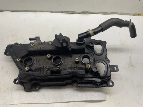 2017-2020 Nissan Pathfinder Left Used OEM Valve Cover