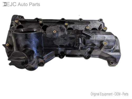 2017-2021 Nissan Titan 5.6L Right Used Valve Cover