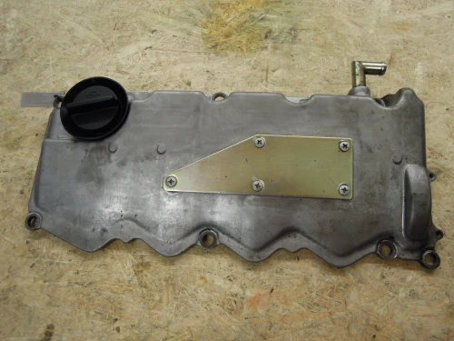 Nissan Almera 2.2L Used Valve Cover