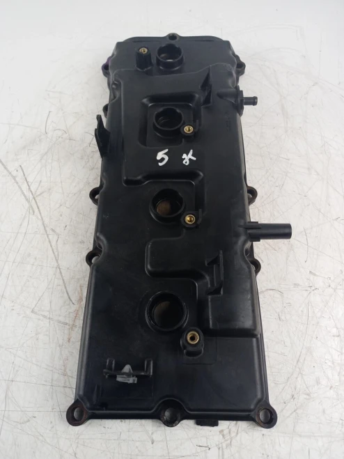Nissan Titan 5.6L V8 Used Valve Cover