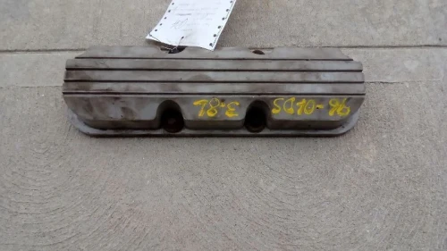 Oldsmobile Ninety Eight 3.8L Right Rear Used Valve Cover