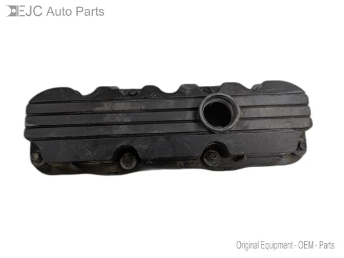 2005-2007 Pontiac Grand Prix 3.8L Left Used Valve Cover
