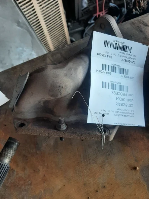 2004-2006 Porsche Cayenne 3.2L Right Used Exhaust Manifold