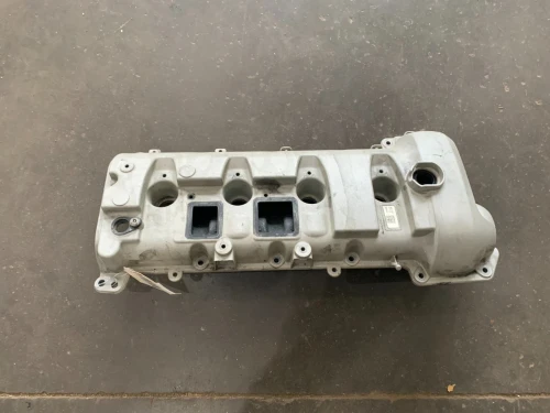2010-2016 Porsche Panamera 4.8L Left Used Valve Cover