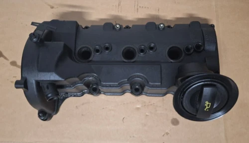 2013 Porsche Cayenne 3.0L Left Used Valve Cover