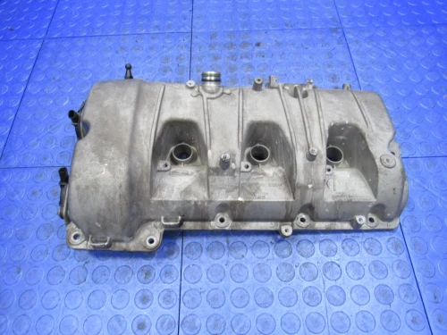 2015-2018 Porsche Macan 3.0L Left V6 Used Valve Cover 946.105.136.66