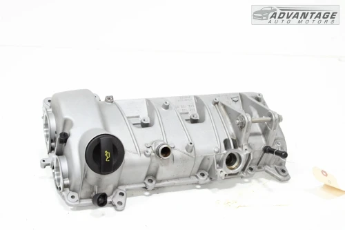 2015-2018 Porsche Macan 3.0L Right Front Used OEM Valve Cover