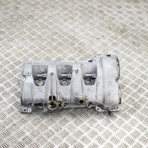 2017 Porsche Macan Left Used Valve Cover 94610513665