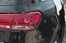 2019 2020 Kia Sorento Right Passenger Tail Lamp Light Quarter Mount OEM used OEM tail light assembly