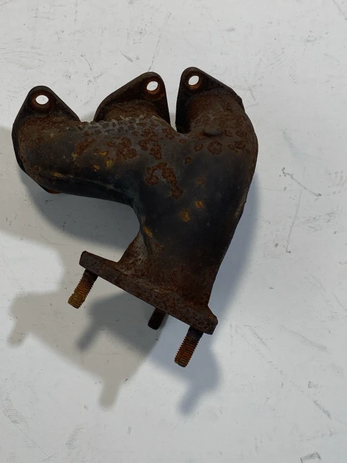 Porsche / Volkswagen Cayenne / Atlas / CC / Passat / Touareg Used Exhaust Manifold