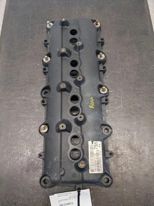 2011-2024 Ram 2500 5.7L Used Valve Cover