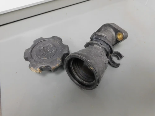 1992-1997 Subaru SVX 3.3L Used Valve Cover
