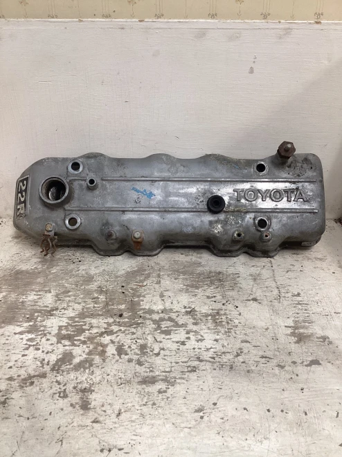 1975-1984 Toyota Pickup / 4Runner / Celica Used Valve Cover