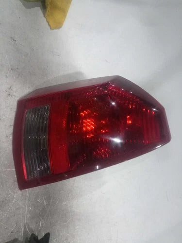 2007 Chrysler 300 Base L Used OEM Left Tail Light Assembly