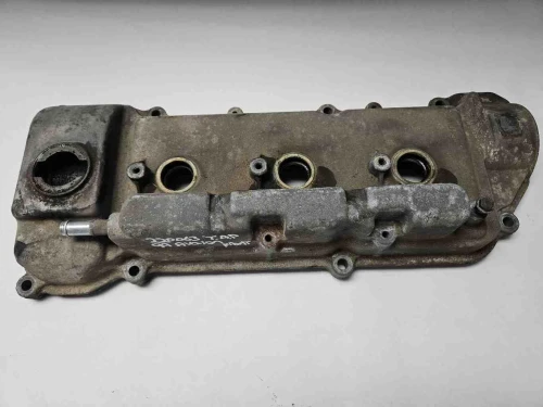 1995 Toyota Avalon 3.0L Front Used Valve Cover