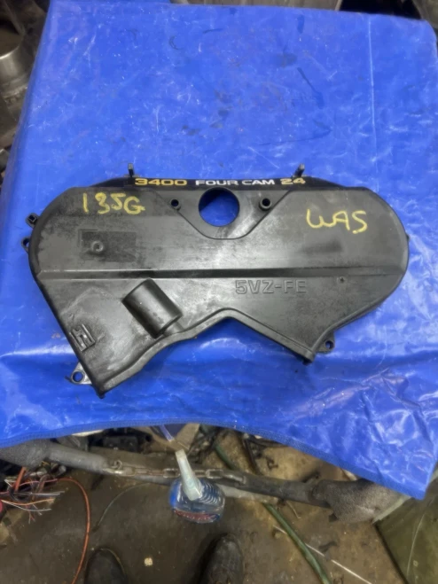1995-2004 Toyota Tacoma 3.4L Upper Used OEM Timing Cover 11322-62050