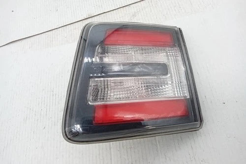 2016 GMC Acadia Passenger RH Tail Lamp Assembly Lid Mounted OEM used OEM tail light assembly