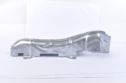 2000-2004 Toyota Tundra / Sequoia 4.7L Left V8 Used Exhaust Manifold 17105-50151