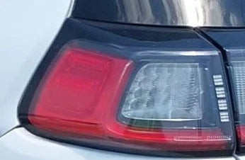 2019-2023 Jeep Cherokee LH Driver Quarter Panel Mounted Tail Light Lamp OEM used OEM tail light assembly