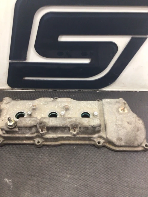 2004 Toyota Sienna Rear 4WD Used Valve Cover