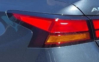 2019-2025 Nissan Altima LH Driver Quarter Panel Mounted Tail Light Lamp OEM used OEM tail light assembly