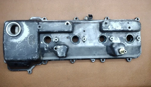 2004 Toyota Tacoma 2.4L Used OEM Valve Cover