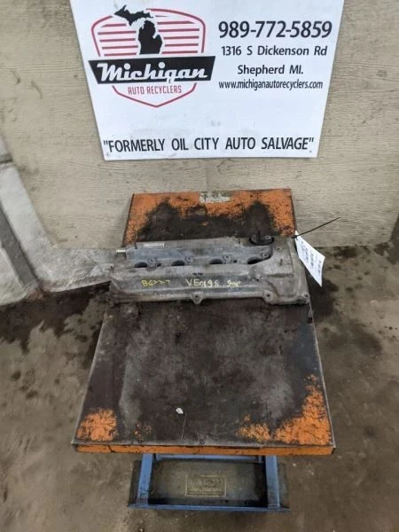 2005 Toyota Camry Used Valve Cover