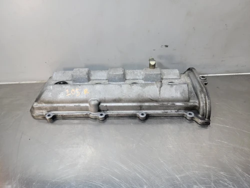 2005-2007 Toyota Sequoia 4.7L Right Used Valve Cover