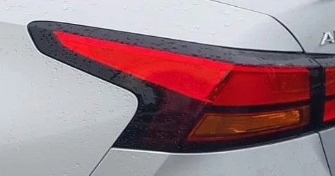 2019-2025 Nissan Altima LH Driver Quarter Panel Mounted Tail Light Lamp OEM used OEM tail light assembly