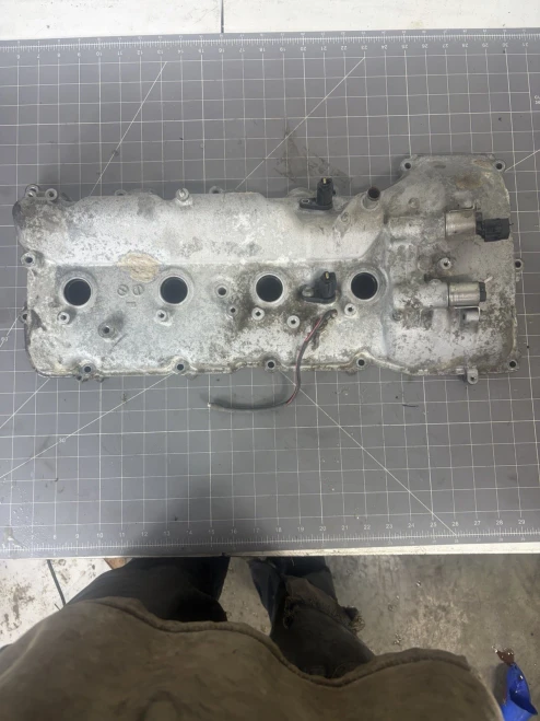 2007-2013 Toyota Tundra 5.7L V8 Used Valve Cover
