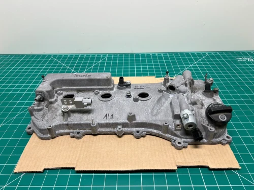 2007-2021 Toyota Tundra / Sequoia / Land Cruiser 5.7L Left V8 Used OEM Valve Cover