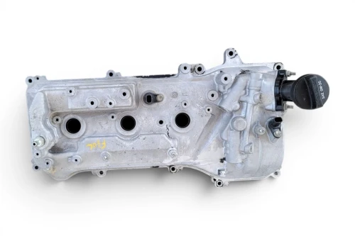 2009-2014 Toyota FJ Cruiser Left Used Valve Cover 11202-31040