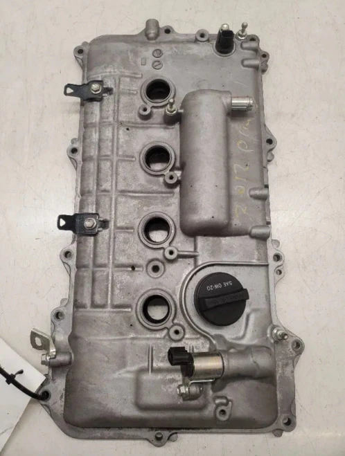 2010-2017 Toyota Prius Used OEM Valve Cover 11201-37040
