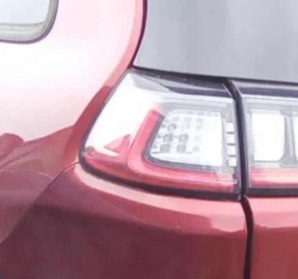 19-21 Jeep Cherokee LH Driver Tail Light Lamp Quarter Mount LED OEM OEM used OEM tail light assembly