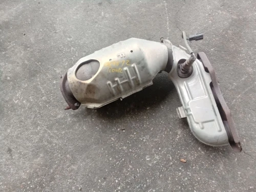 2012-2016 Toyota Sienna 3.5L Right Rear 2GRFE Used Exhaust Manifold