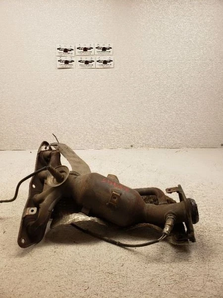 2012-2019 Toyota Prius Used OEM Exhaust Manifold