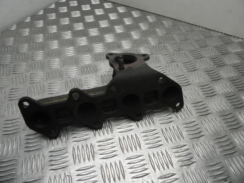 2014 Toyota Auris Used Exhaust Manifold