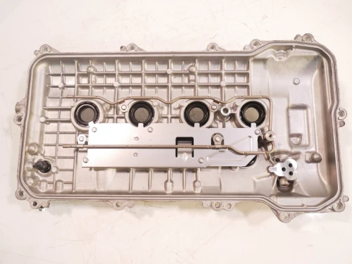 2014 Toyota Prius 1.8L Hybrid W4 Used Valve Cover