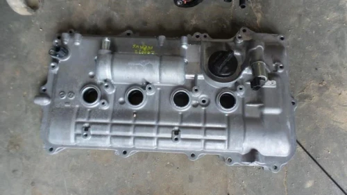 2014 Toyota Prius Used Valve Cover
