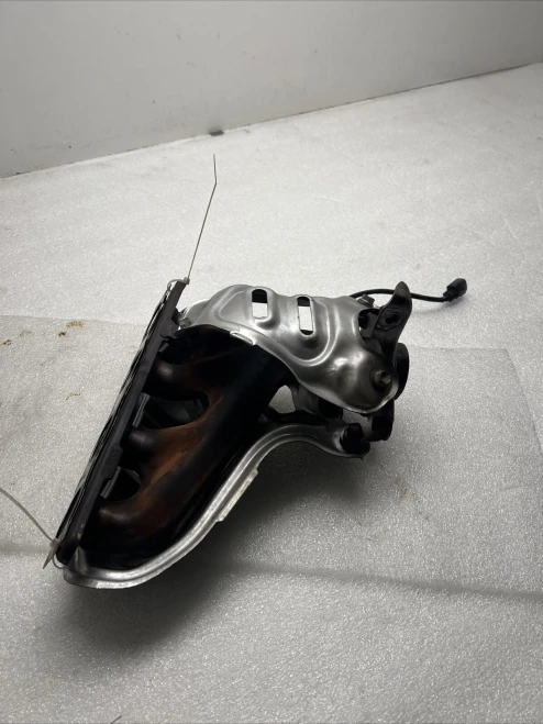 2014-2019 Toyota Corolla 1.8L Used OEM Exhaust Manifold