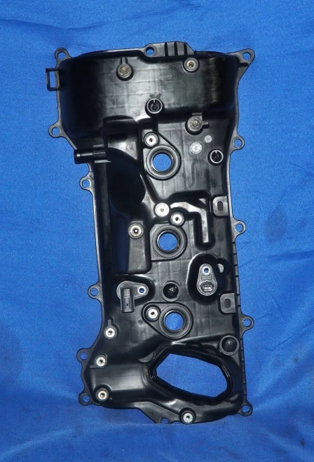 2017-2024 Toyota Tacoma / Camry / Highlander 3.5L V6 Used OEM Valve Cover