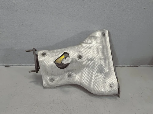 2019-2022 Toyota RAV4 2.5L With Heat Shield Used OEM Exhaust Manifold