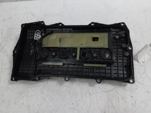 Toyota C-HR 1.8L Hybrid Used Valve Cover