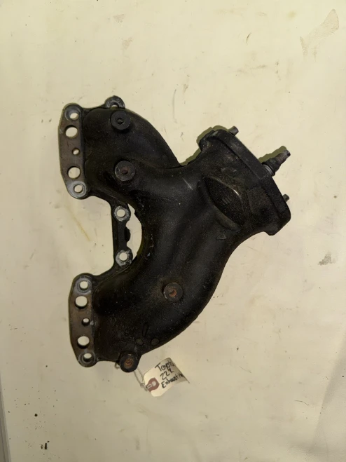 Toyota Pickup / 4Runner Header Used OEM Exhaust Manifold