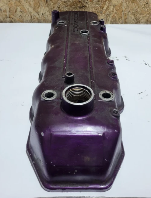 Toyota Pickup / Hilux / Celica Used OEM Valve Cover