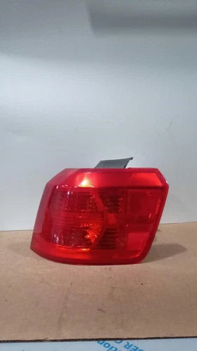 2017 GMC Terrain Quarter Panel Mounted Righ Used OEM Right Tail Light Assembly