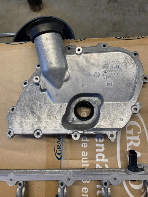 2005-2010 Volkswagen Jetta 2.5L Upper Used Timing Cover 07K109286E